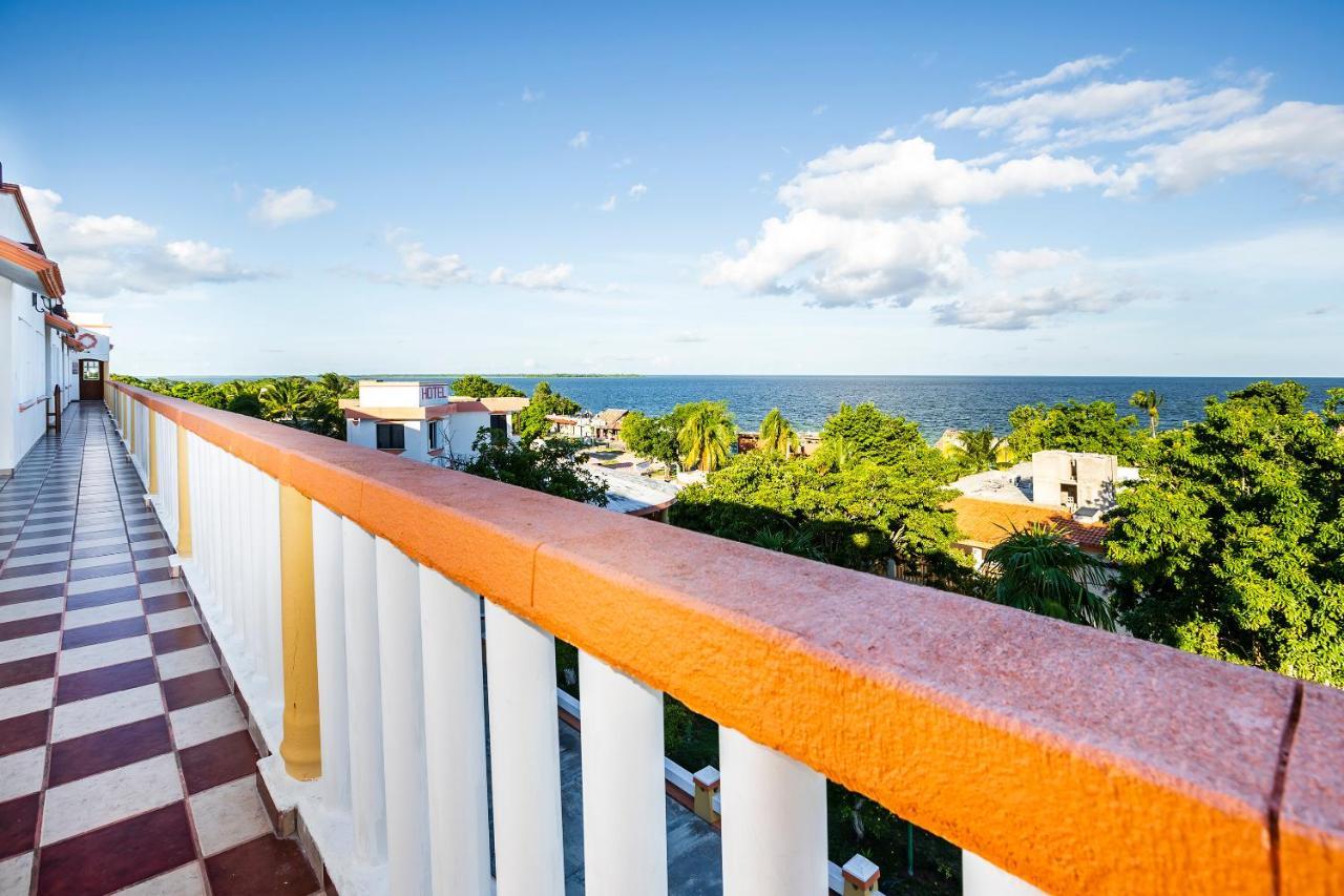 מלון Calderitas Capital O Oxtankah,Chetumal Bay מראה חיצוני תמונה
