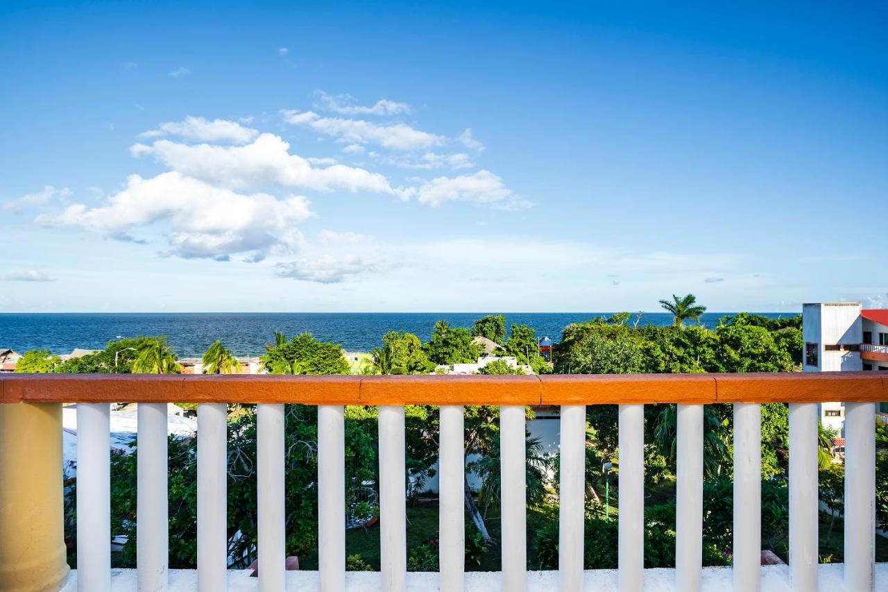 מלון Calderitas Capital O Oxtankah,Chetumal Bay מראה חיצוני תמונה