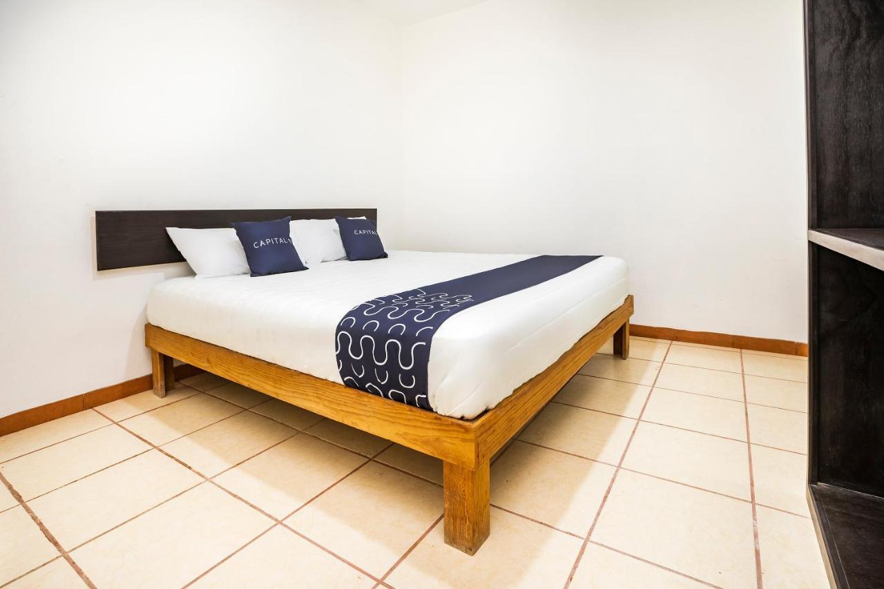 מלון Calderitas Capital O Oxtankah,Chetumal Bay מראה חיצוני תמונה