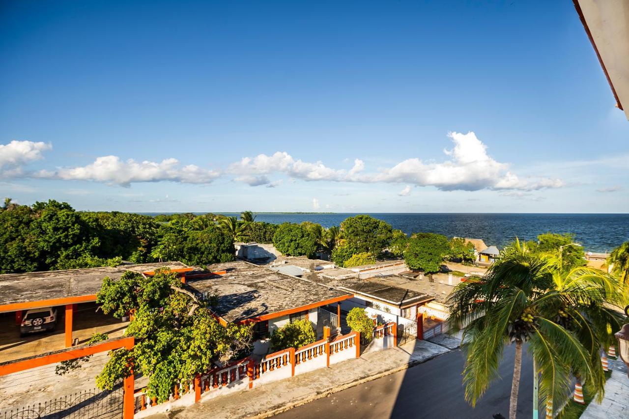 מלון Calderitas Capital O Oxtankah,Chetumal Bay מראה חיצוני תמונה